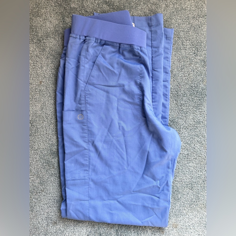 4 Size Medium Carhartt, and Wonderwink scrubs